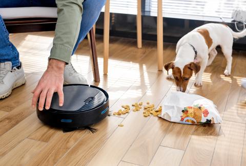 square of Stop Doing Your Own Housework and Get a Robot Vacuum Instead (lifestylealive)